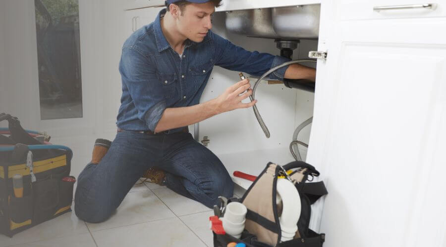 Emergency Leak Repair in Ovalo, TX